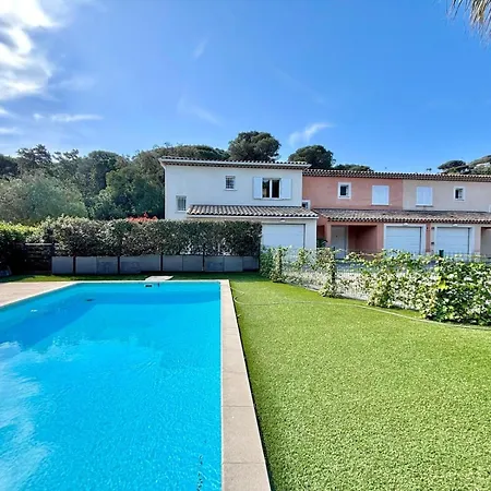 Prázdninový dům Maison De Vacance La Belle
